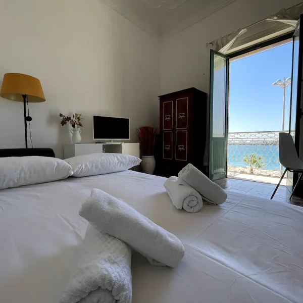 Camera-da-letto-Trapani.webp